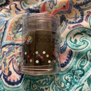 The original Beauty Blender- Brand New
